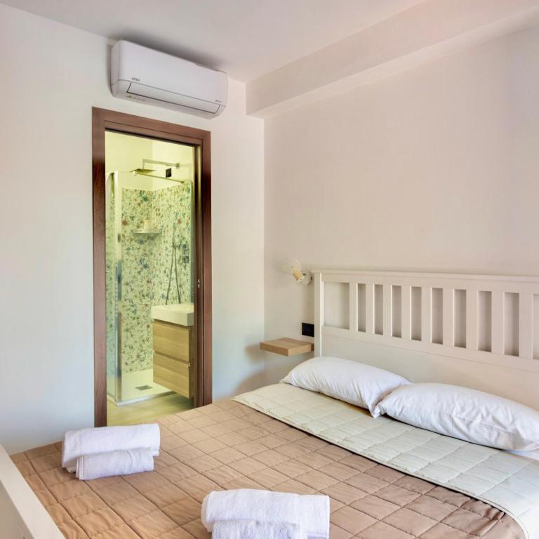 Zenia Rooms - Camera Matrimoniale Piccola - 5