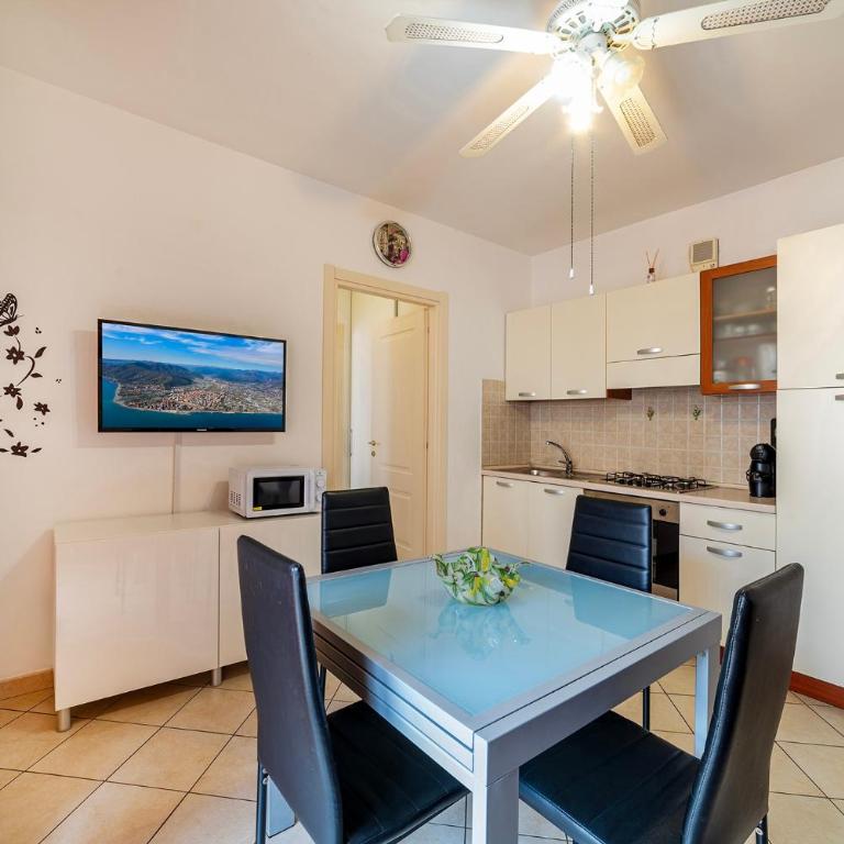 Zefiro - One-Bedroom Apartment - 9