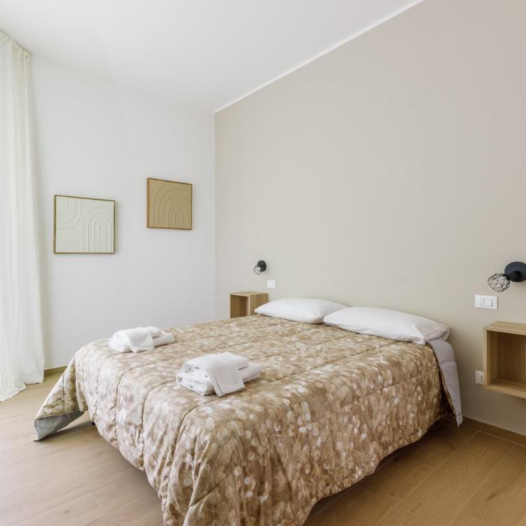 Residence Campo Dei Fiori Free Parking and WiFi - Appartamento Premium con 3 Camere da Letto e Balcone - 5