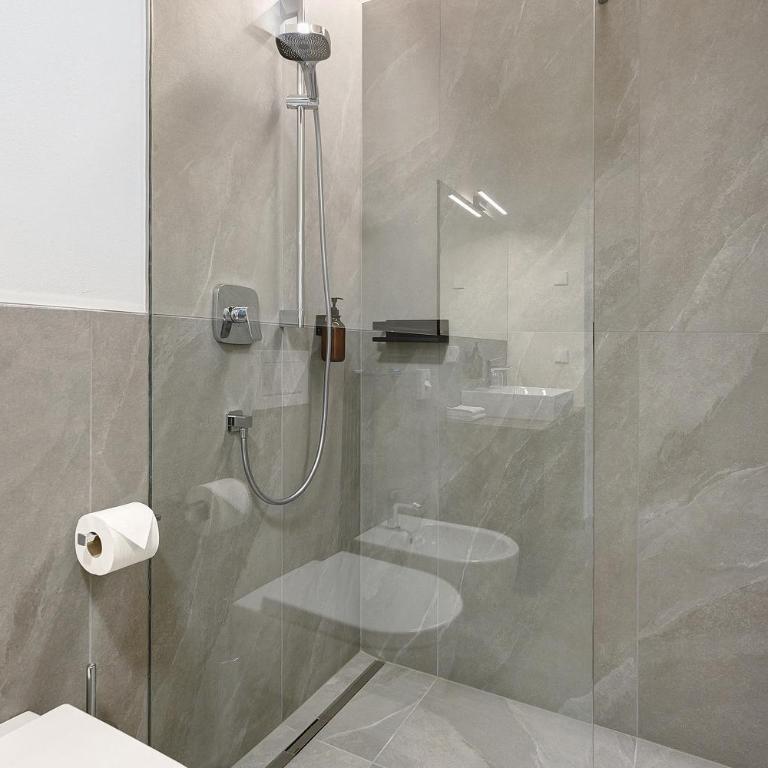 Gisshübelhof Apartments - Appartamento Superior con 1 Camera da Letto e Balcone - 21
