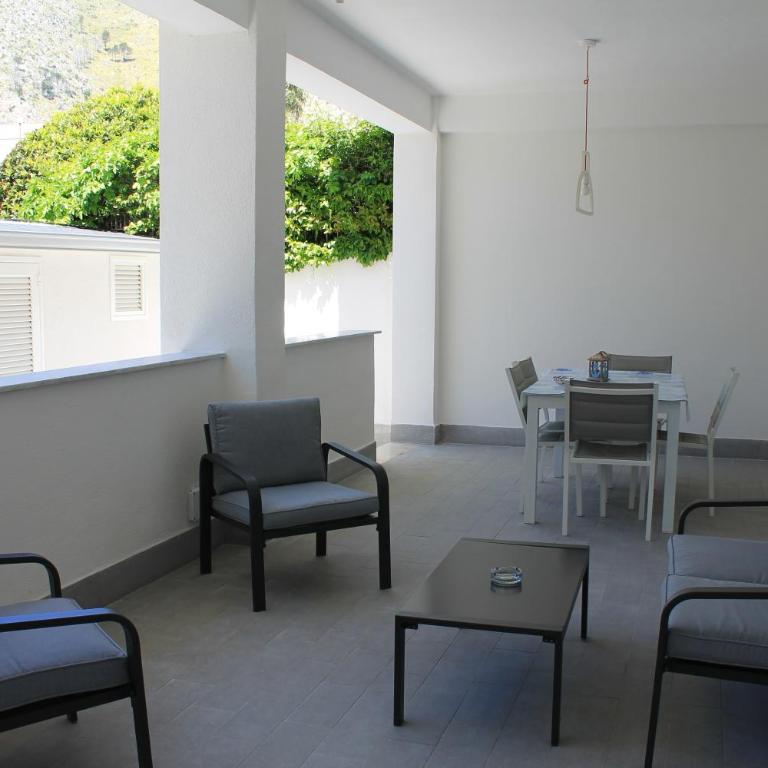 Casa Vacanza Peppino! - Vacation Home - 8