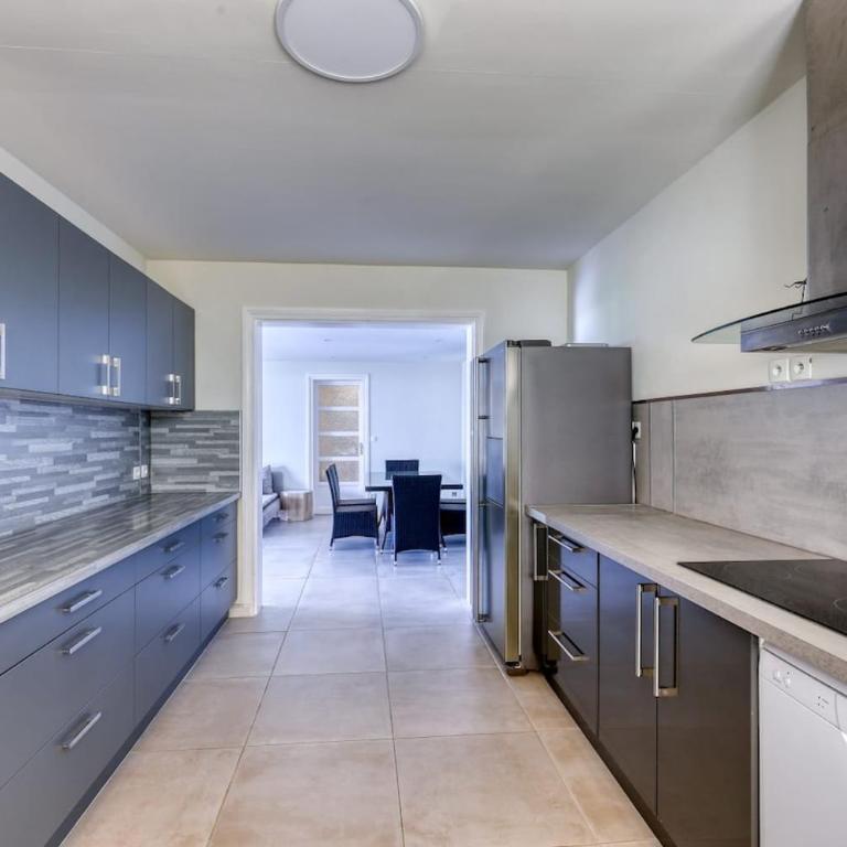 Location de Villa Sanary Sur Mer Piscine et Jardin Vue Mer Panoramique - Villa 1 Chambre - 9