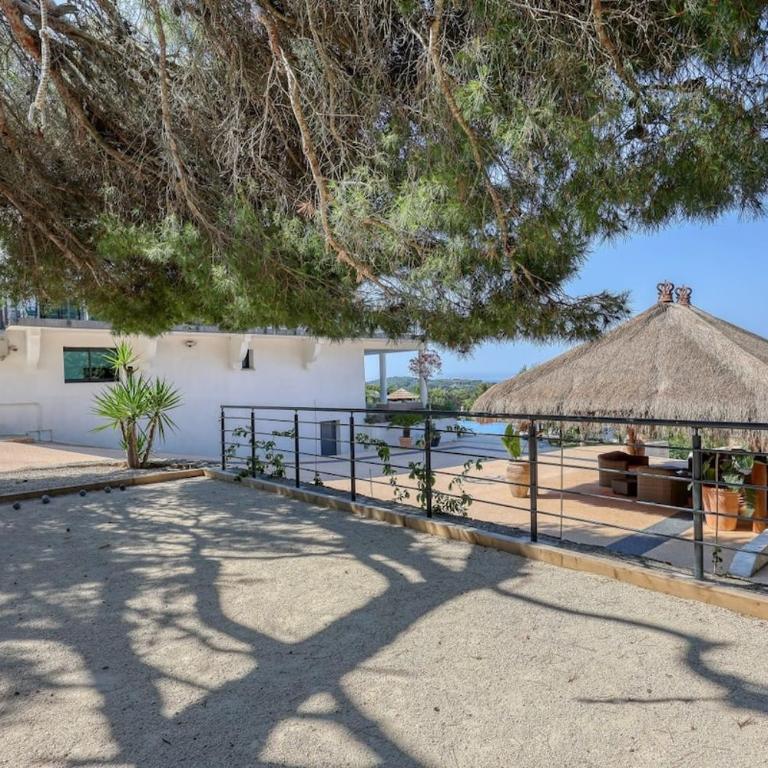 Location de Villa Sanary Sur Mer Piscine et Jardin Vue Mer Panoramique - Villa 1 Chambre - 15