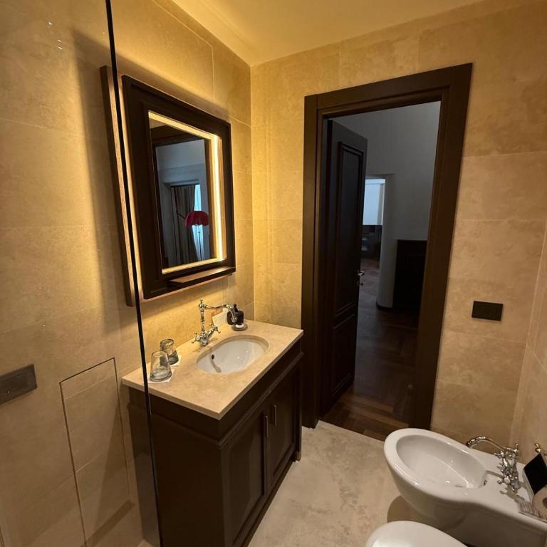 Palazzo Gambirasi Aparthotel Roma - Suite King - 1
