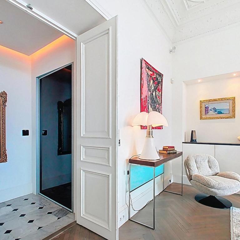 Luxurious Riviera Demeure Belle Époque - Appartement 2 Chambres - 3