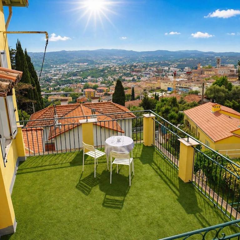 Maison de caractère vue mer panoramique - Four-Bedroom House - 1