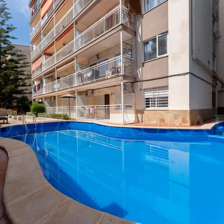 Van gogh - Two-Bedroom Deluxe Apartment with Balcony - 1