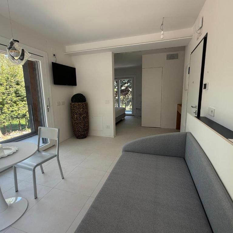 FieraSuiteDesign - Superior Apartment with Balcony - 2