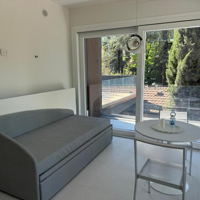 FieraSuiteDesign - Superior Apartment with Balcony - 5