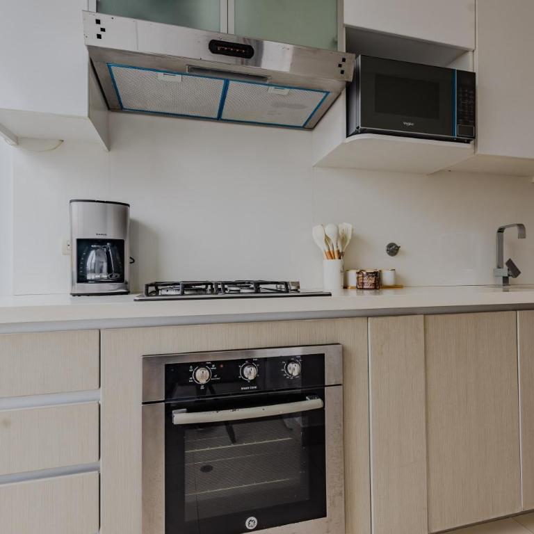 Modern apartment in Miraflores near Larcomar - Vacation Home - 4