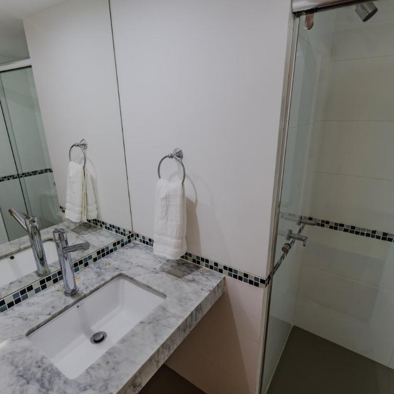 Modern apartment in Miraflores near Larcomar - Vacation Home - 8