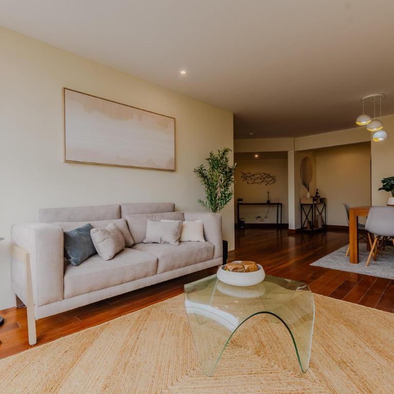 Modern apartment in Miraflores near Larcomar - Vacation Home - 14