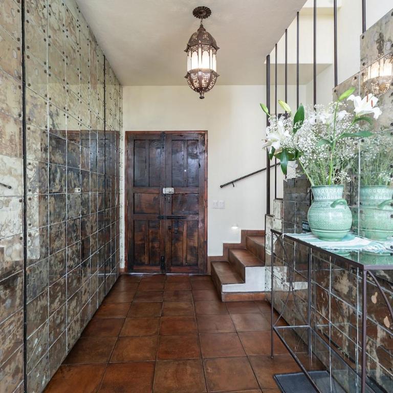 Casa Laura, Architectural Gem with Rooftop Views - Casa de 2 dormitorios - 3