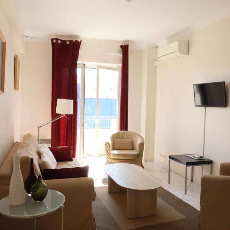 Cannes - Croisette - Direct facing Palais des Festivales - ID709 Square9 - Appartement 1 Chambre - 3