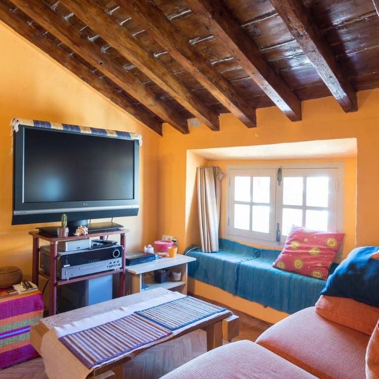 Buhardilla en centro histórico - Two-Bedroom House - 1