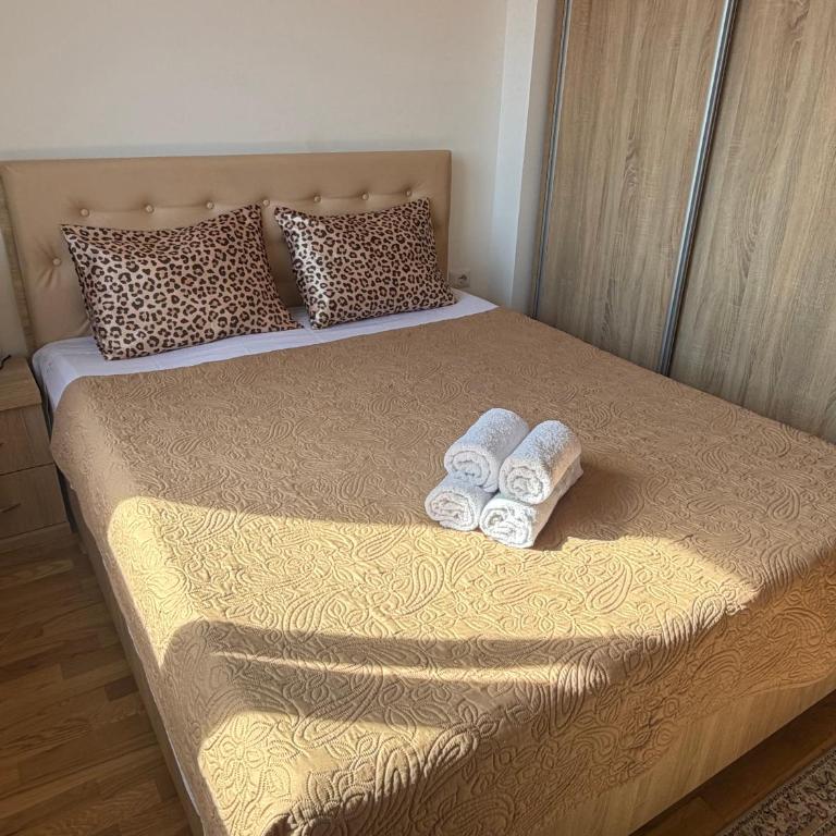 Modern Apartment with Terrace and Parking Ulcinj - One-Bedroom Apartment - 1