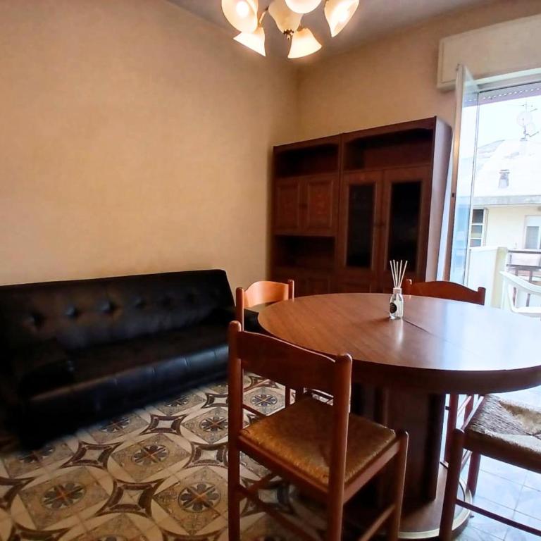 RG007 - Bellaria, comodo trilocale a 100m dal mare - Appartamento con 2 Camere da Letto - 4