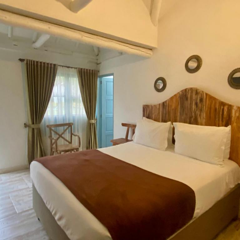 HOTEL BOUTIQUE Santa Helena - Habitación Doble Deluxe con cama supletoria - 10