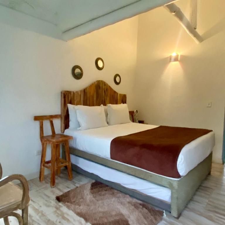 HOTEL BOUTIQUE Santa Helena - Habitación Doble Deluxe con cama supletoria - 9