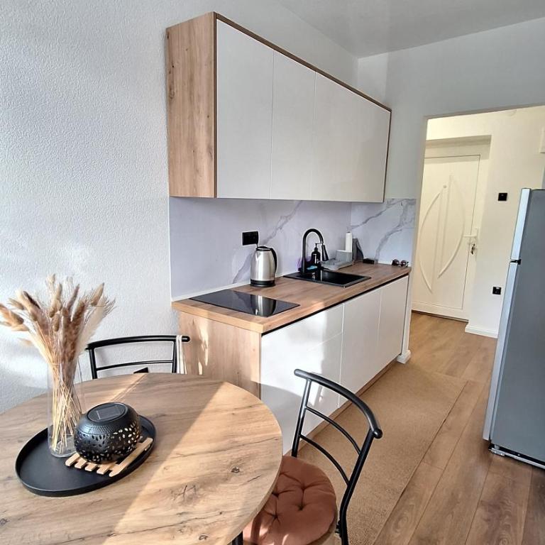 Apartman Pino - One-Bedroom Apartment - 6