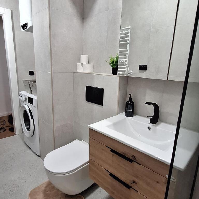 Apartman Pino - One-Bedroom Apartment - 13