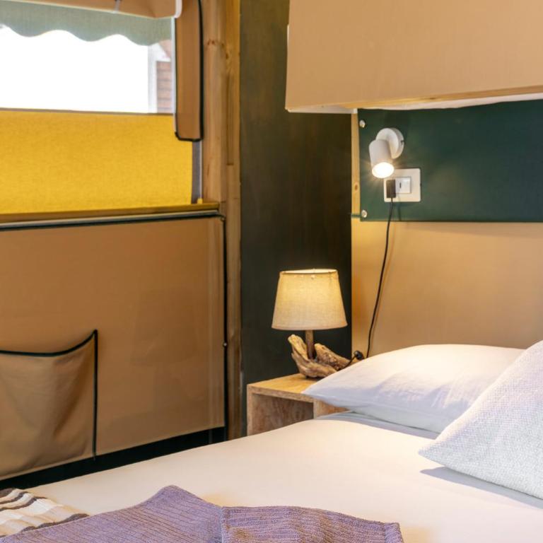 Glamping Italia 90 Mobilhomes & Lodges - Chalet Superior - 11