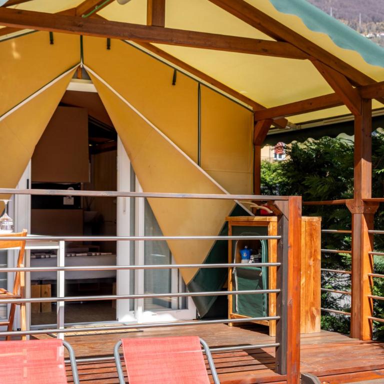 Glamping Italia 90 Mobilhomes & Lodges - Chalet Superior - 3