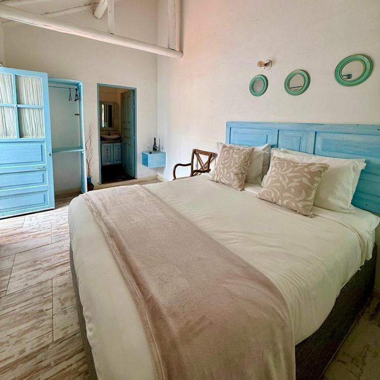 HOTEL BOUTIQUE Santa Helena - Habitación Doble Deluxe con cama supletoria - 17
