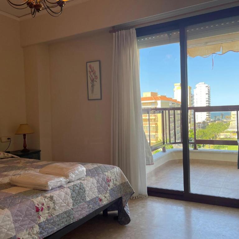 Apartamentos Marblau Rioja II, 5º - Julio y Agosto SOLO FAMILIAS - Three-Bedroom Apartment - 16