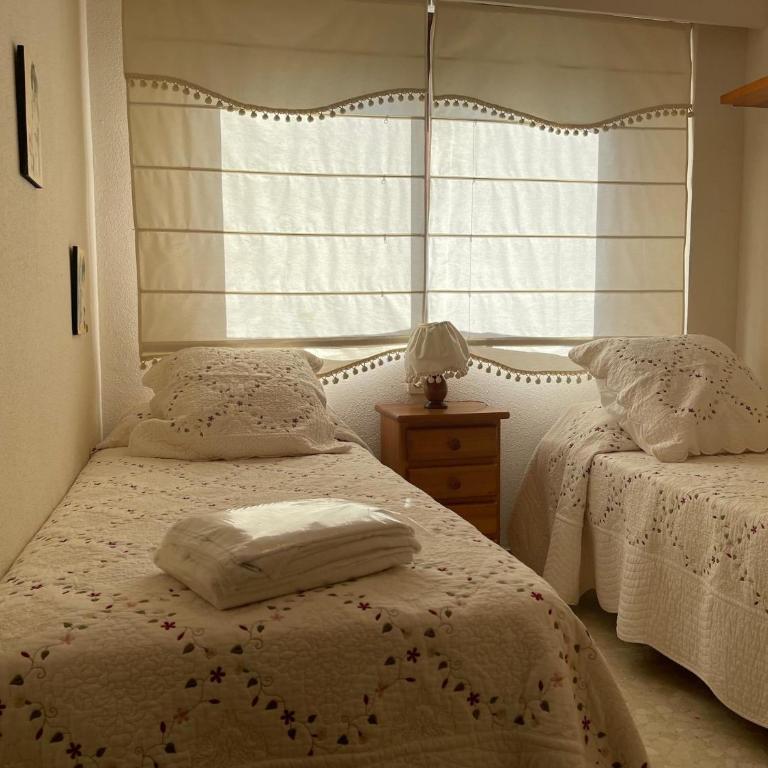 Apartamentos Marblau Rioja II, 5º - Julio y Agosto SOLO FAMILIAS - Three-Bedroom Apartment - 19