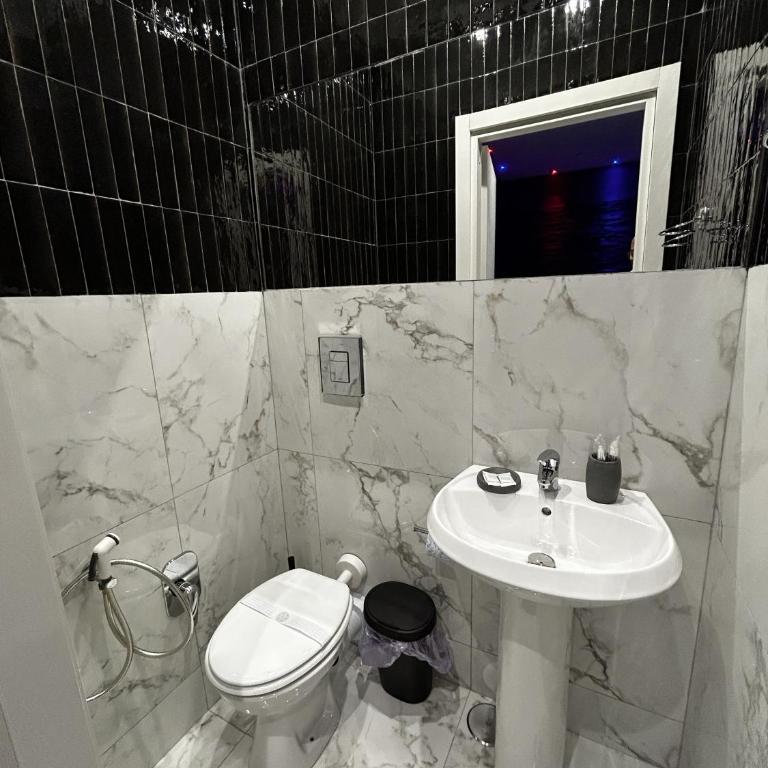 Napoli in relax - Suite Deluxe con Vasca Idromassaggio - 11