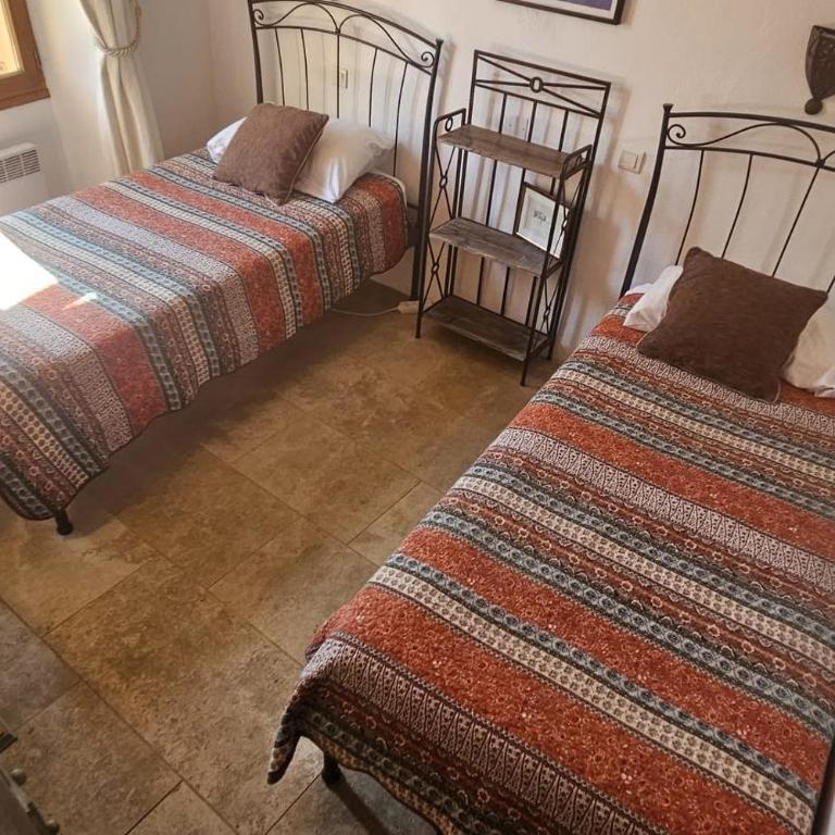 Authentic Old Antibes Duplex with Seaview Terrace - Apartment mit 3 Schlafzimmern - 4