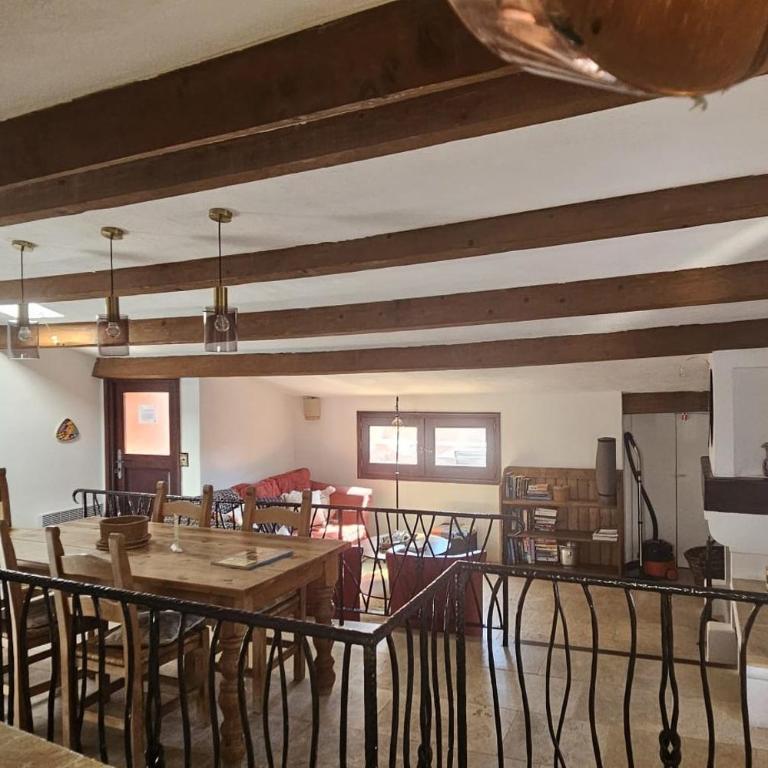 Authentic Old Antibes Duplex with Seaview Terrace - Apartment mit 3 Schlafzimmern - 11