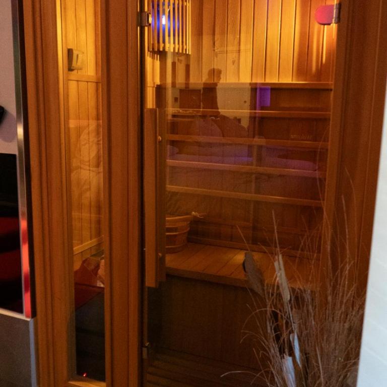 Napoli in relax - Suite Queen con Vasca Idromassaggio - 17