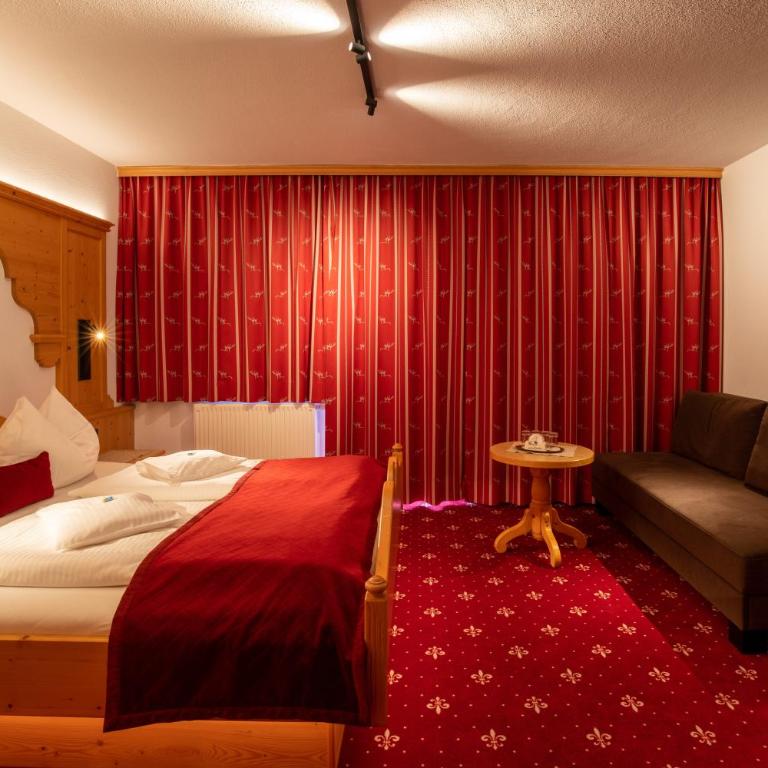 Hotel Garni Monte Bianco - Familienzimmer mit Balkon - 6