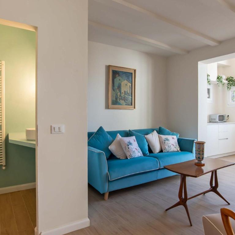 Santi Apostoli Attico - One-Bedroom Apartment - 13