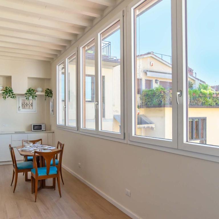Santi Apostoli Attico - One-Bedroom Apartment - 4