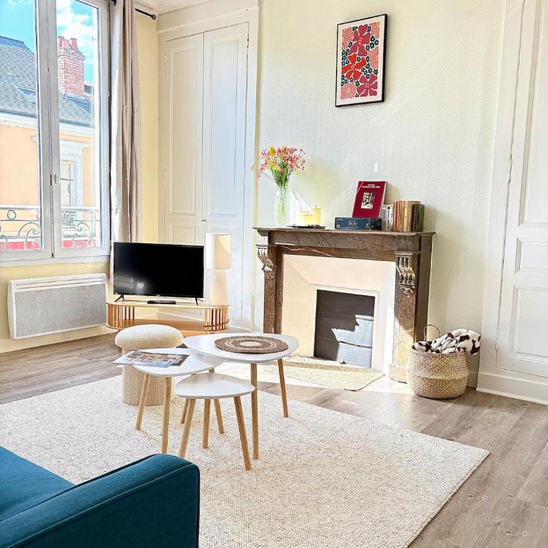 Grand et beau T2 Lumineux style Parisien - Proche gare et Centre - Quartier et résidence calme - Appartement 1 Chambre - 1