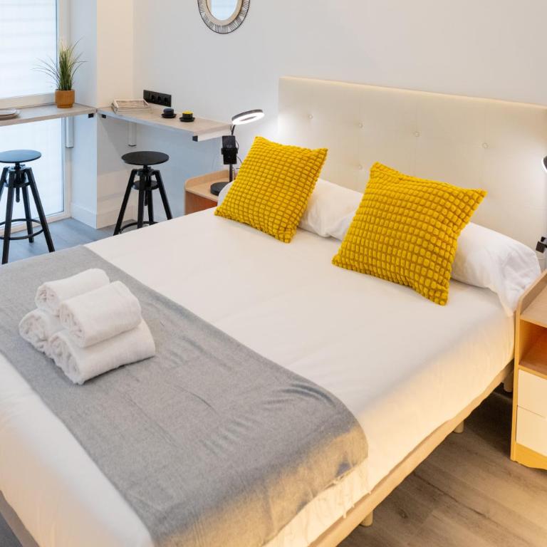Arturo Soria Studios - Deluxe Apartment - 2