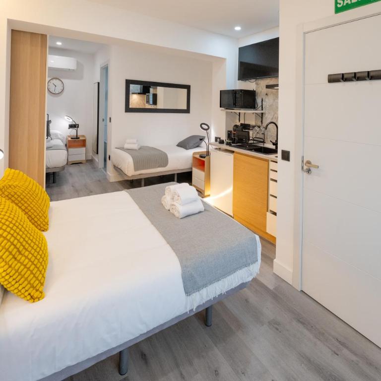 Arturo Soria Studios - Deluxe Apartment - 15