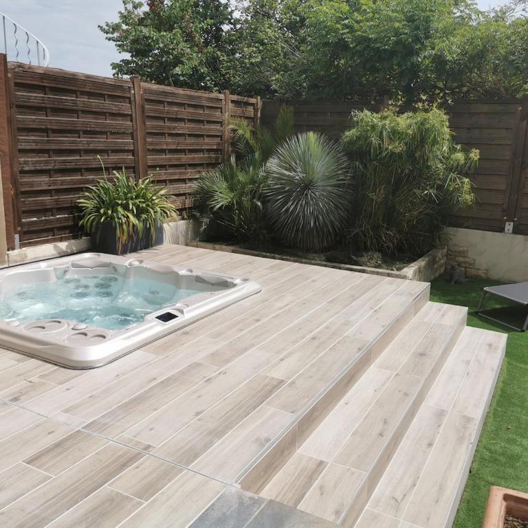 Appartement en résidence avec Jacuzzi - Apartment - 10