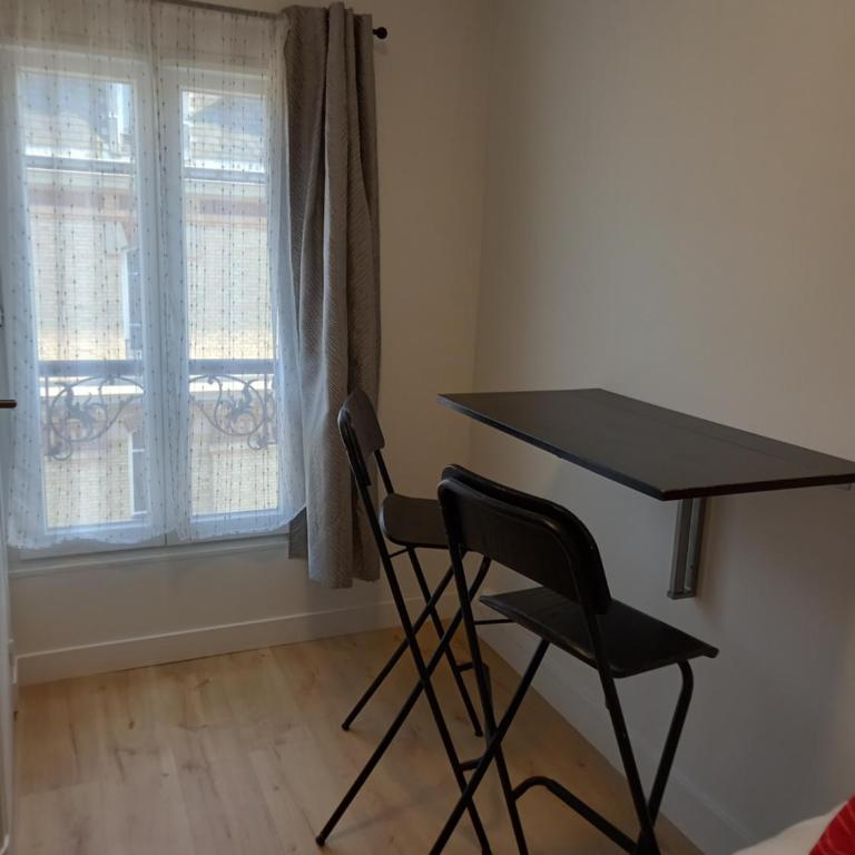 Mini studio cosy et lumineux à Montmartre - One-Bedroom Apartment - 9