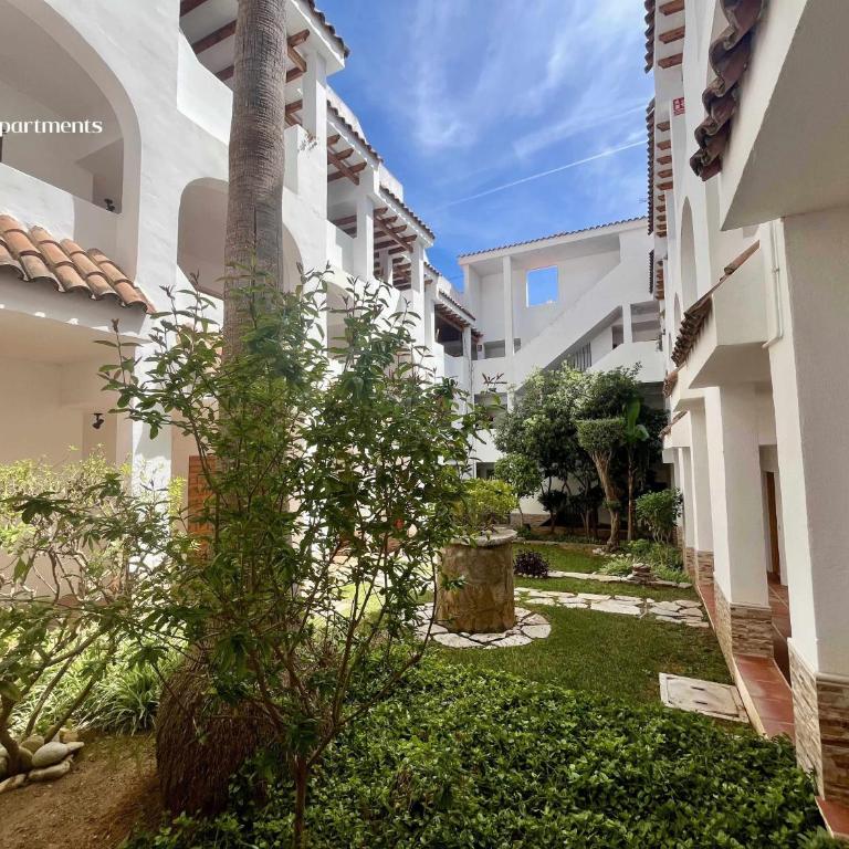 PEPA Patios-BookApartments - Apartamento de 2 dormitorios - 9
