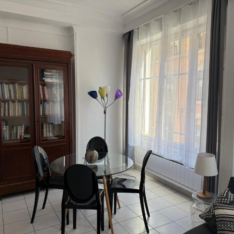 Le 6 Billerey - appartement calme 45 m2 - hyper-centre Grenoble - Apartamento de 1 dormitorio - 3