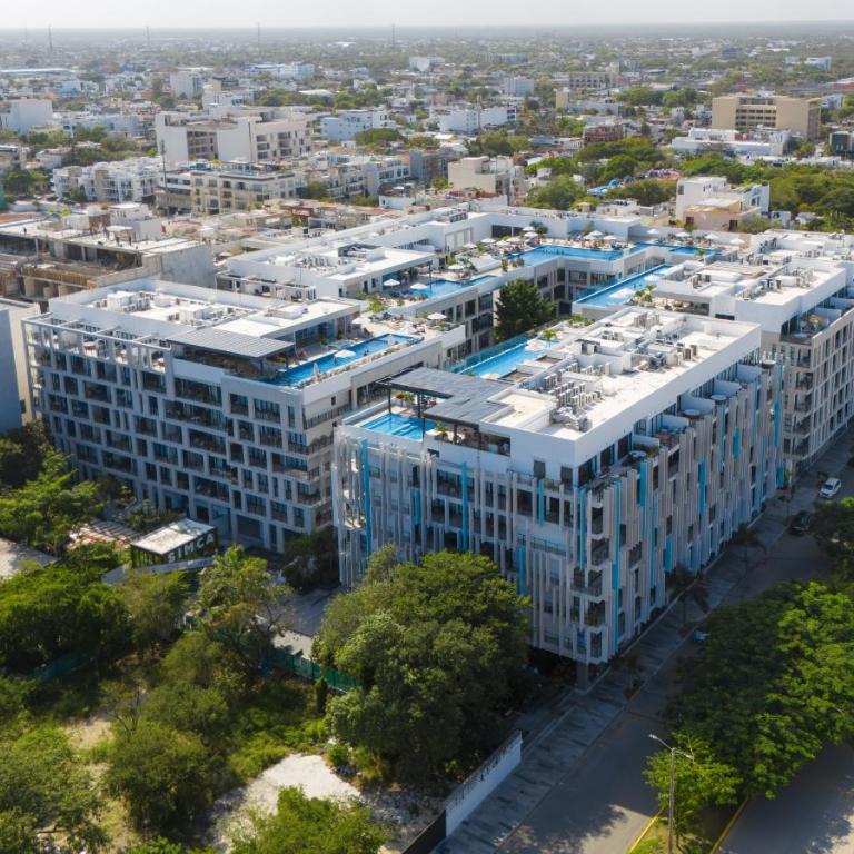 2 Bedroom Condo with Pool, Gym - At Ipana Condos, Icaro - Casa de 2 dormitorios - 2