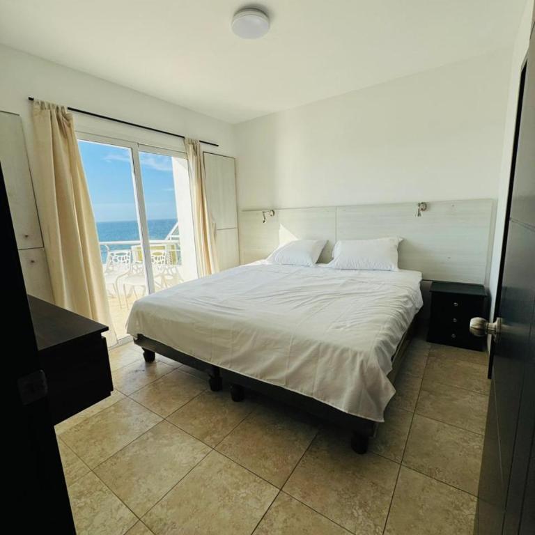 Departamento en primera fila del Mar - One-Bedroom Apartment - 2