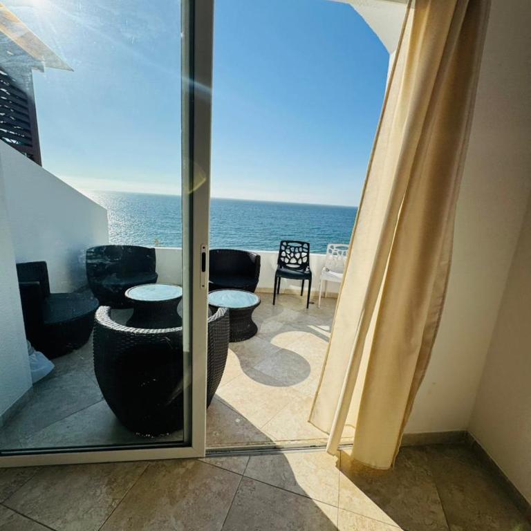 Departamento en primera fila del Mar - One-Bedroom Apartment - 15