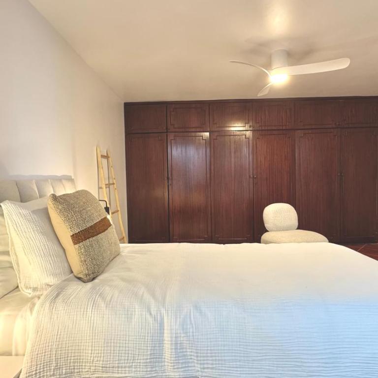 Villa de Luxe, 360m2, 4 chambres, vue mer, piscine privée et chauffée - Villa - 56