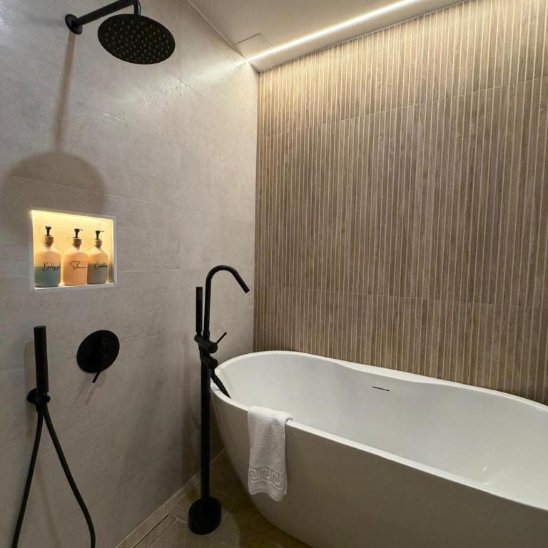 The Suite Collection - Habitación Doble - 12