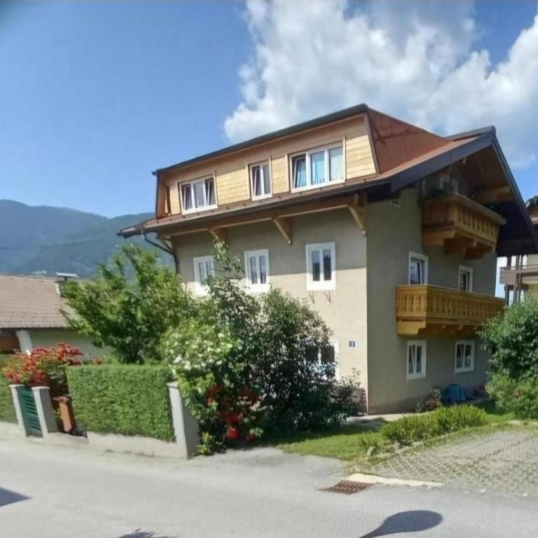 Lovely Rita Studio, modern Studio - balcony and mountain view - center Kaprun - Studio-Apartment - 21